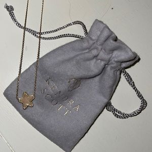 Kendra Scott star necklace